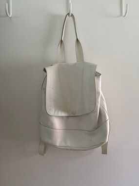 Clyde Room Leather Backpack